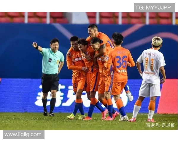 专访吴军：深入探讨足球成功背后的秘密与经验分享