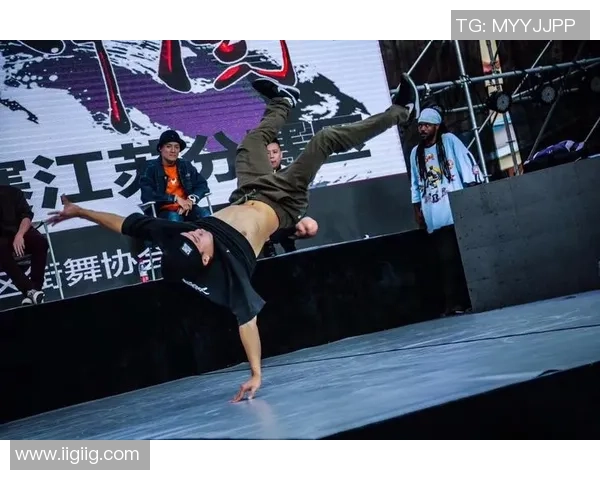 全国街舞大赛点评深圳滑板队展现出色心理素质与团队协作能力